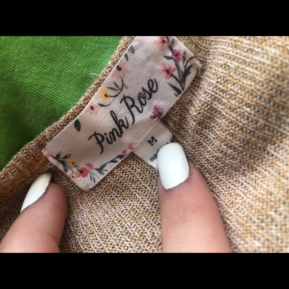 Boutique Top - Picture 2 of 2